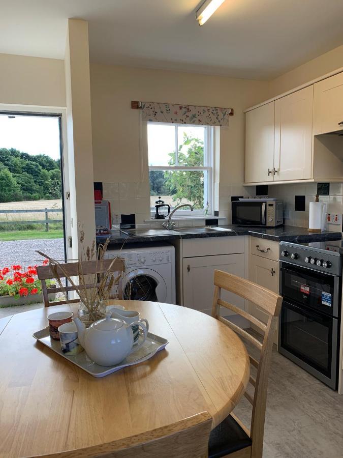 Ploughmans Cottage フォレス エクステリア 写真